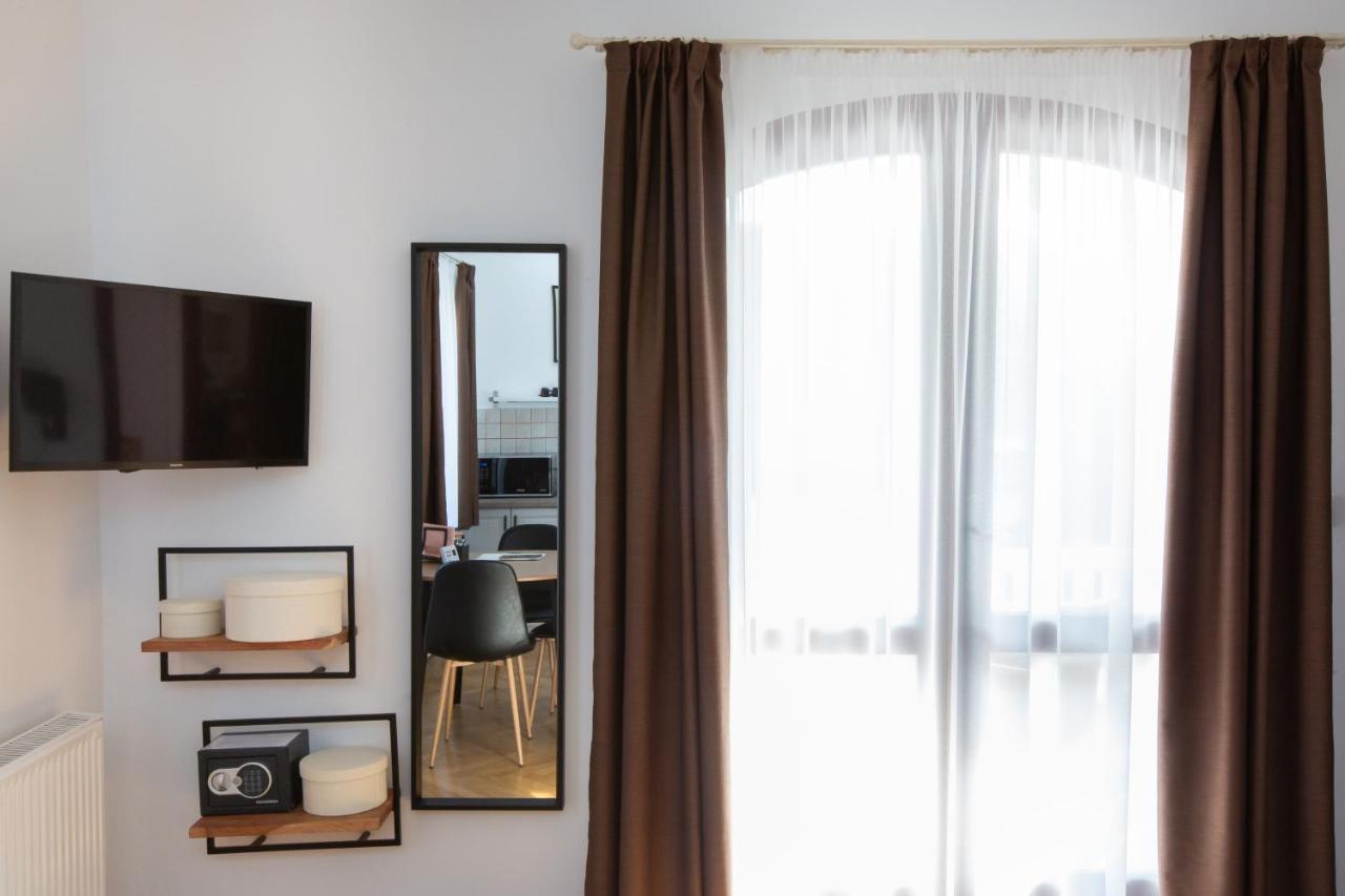 Apartament Deres Apartmanhaz Lokut