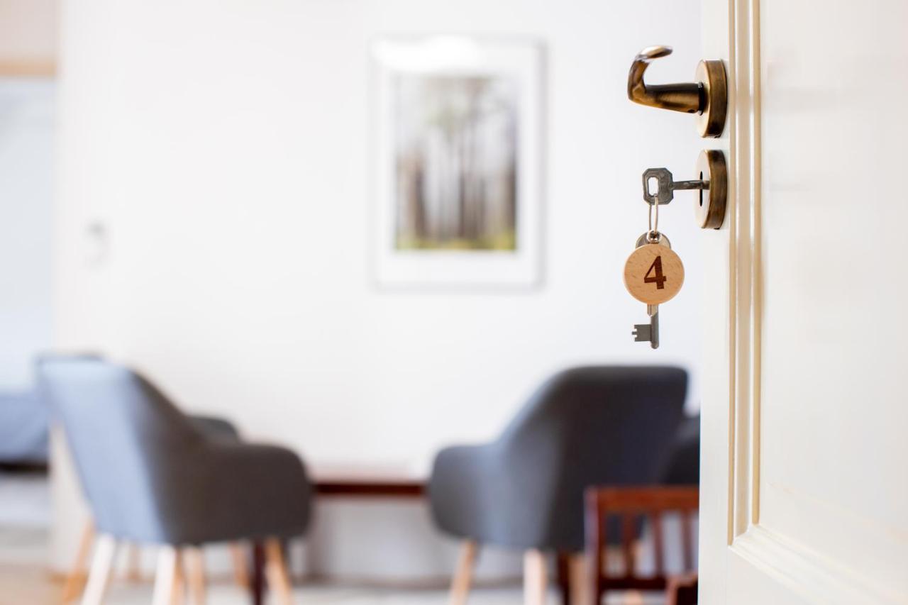 Deres Apartmanhaz Apartament *